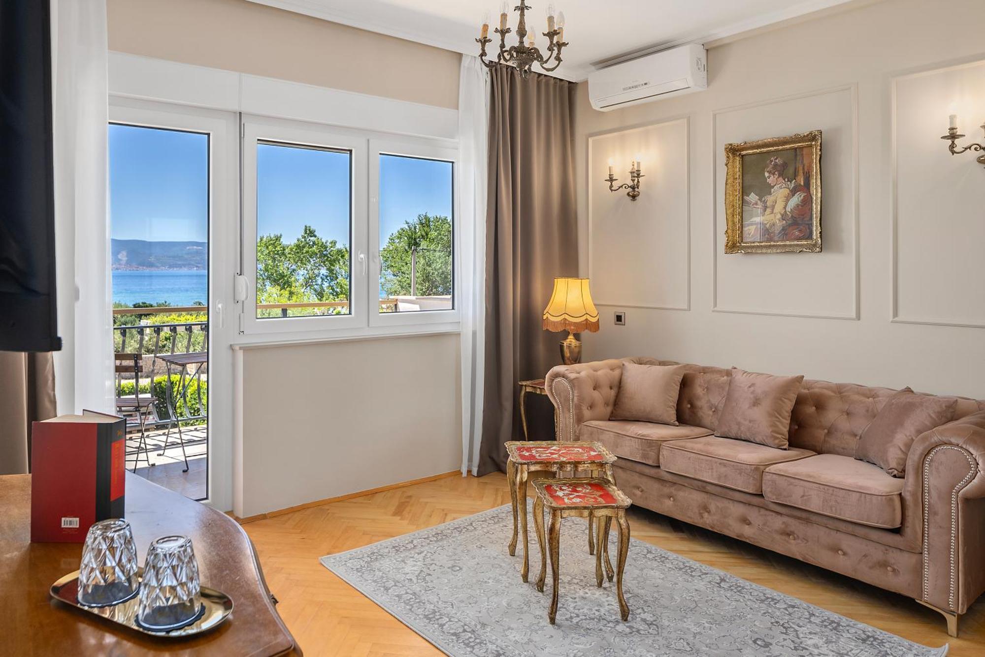 Storge Boutique Bed & Breakfast Omiš Exteriör bild