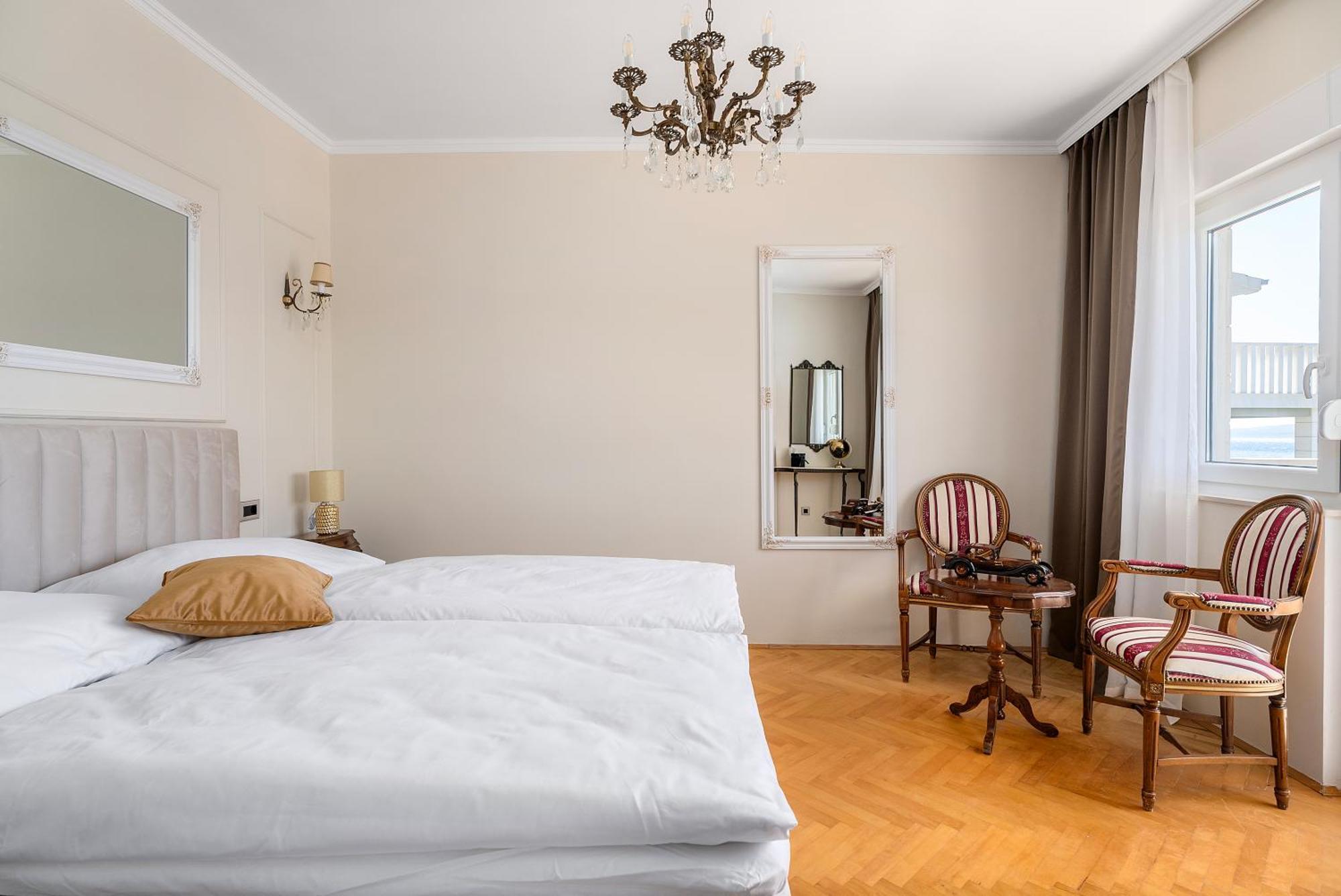Storge Boutique Bed & Breakfast Omiš Exteriör bild