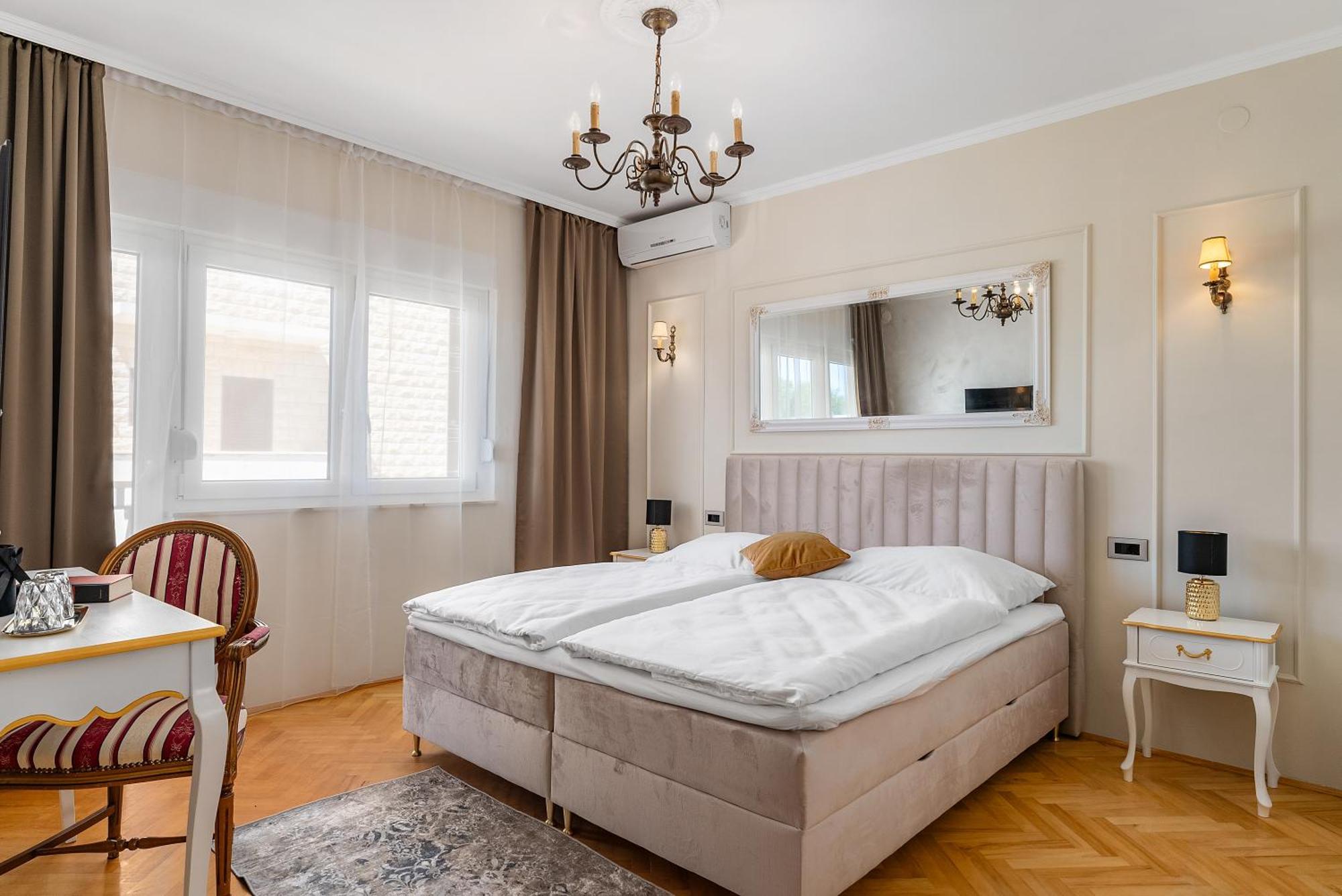 Storge Boutique Bed & Breakfast Omiš Exteriör bild