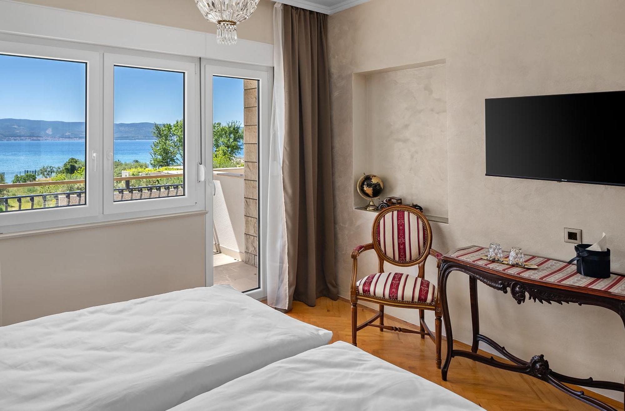 Storge Boutique Bed & Breakfast Omiš Exteriör bild