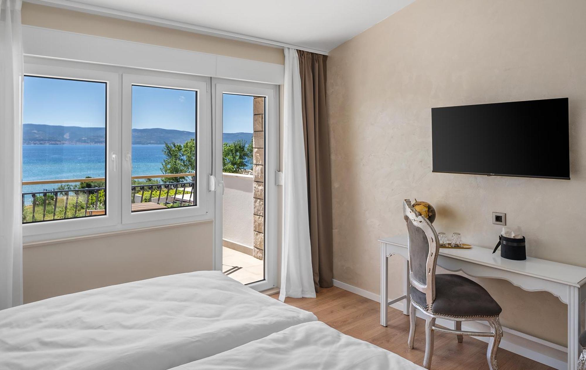 Storge Boutique Bed & Breakfast Omiš Exteriör bild